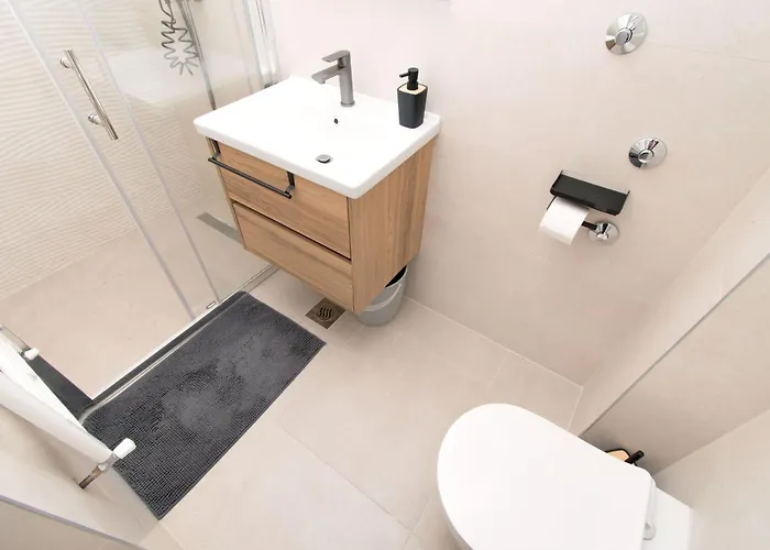 Apartment Orange Tree